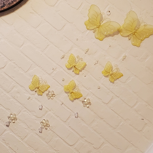 Yellow Beaded Wire Butterfly Hanging Mobiles - Picture 10 of 13